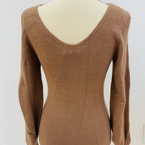 NWT Abercrombie & Fitch thong bodysuit sweater size L - Picture 3 of 4